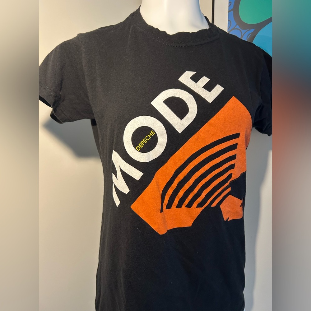 Depeche Mode womens T-Shirt Size XL - Picture 2 of 6